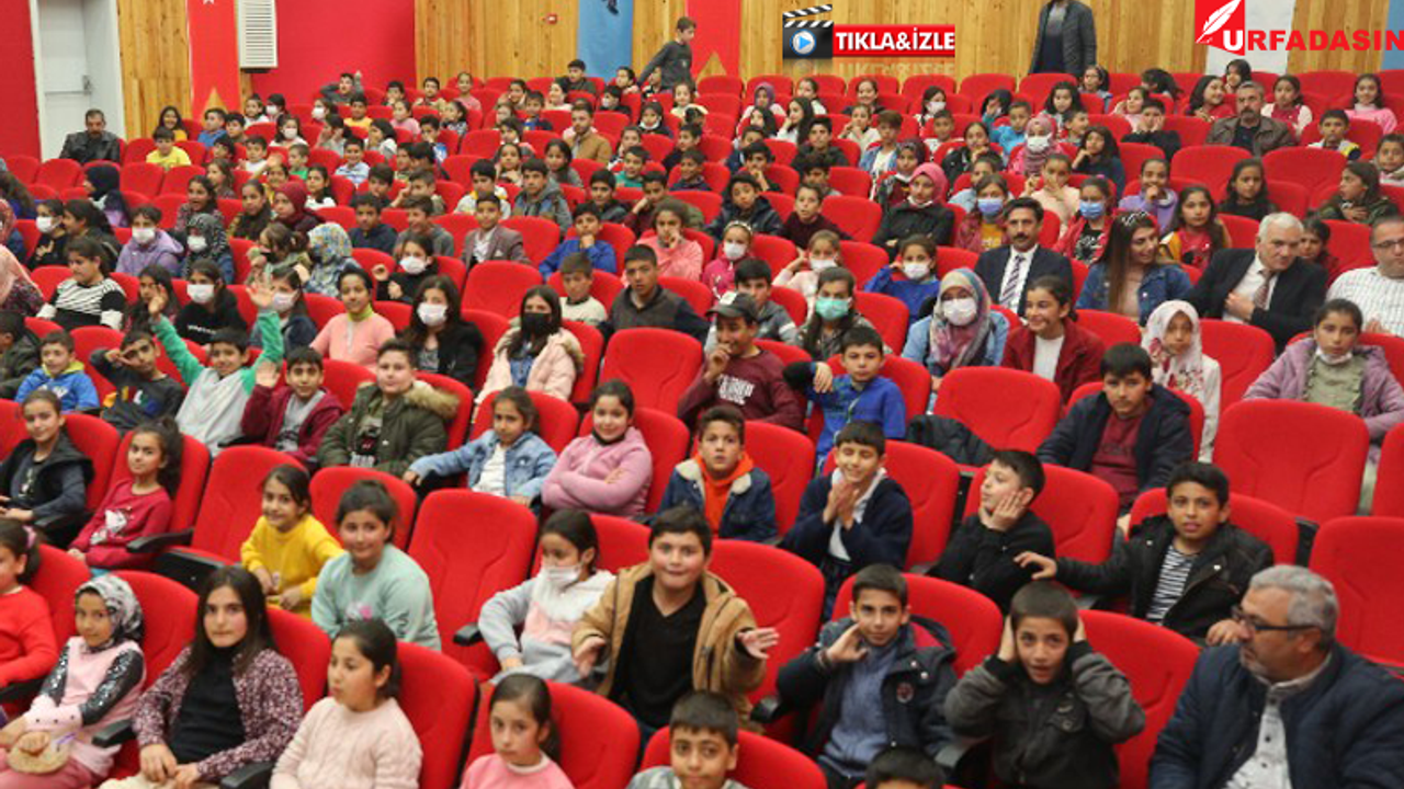 Eyyübiye Belediyesinden Öğrencilere Tiyatro Gösterimi