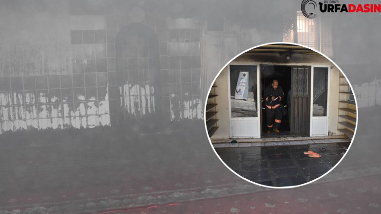 Klimadan Çıkan Yangın Camide Büyük Hasara Yol Açtı