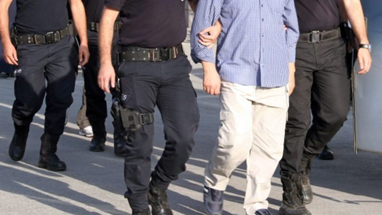 Savcı Uyuşturucu Baronu, Kuryeleri Polis Çıktı