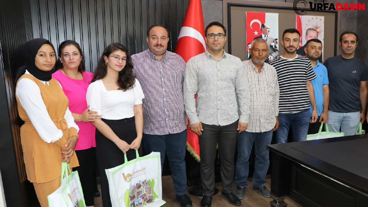 Viranşehir'de YKS Şampiyonlarına Bilgisayar Takdim Edildi