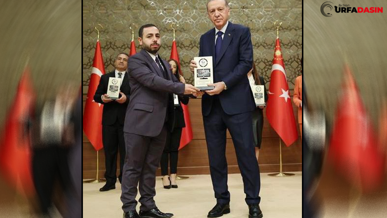 Toru Ödülünü Cumhurbaşkanı Erdoğan’ın Elinden Aldı