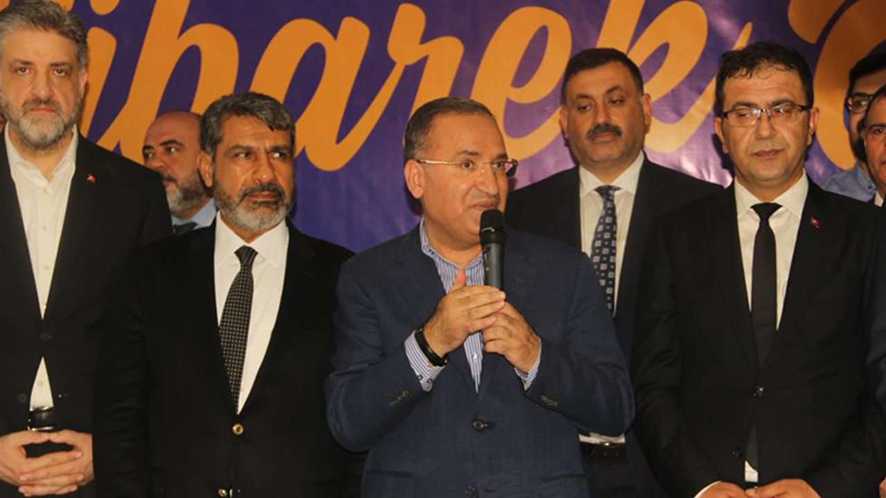 Adalet Bakanı Bozdağ: ”Erdoğan'ı Değiştirelim Diye Bir Araya Gelenler Dimyat'a Pirince Giderken Eldeki Bulgurdan Olacak”
