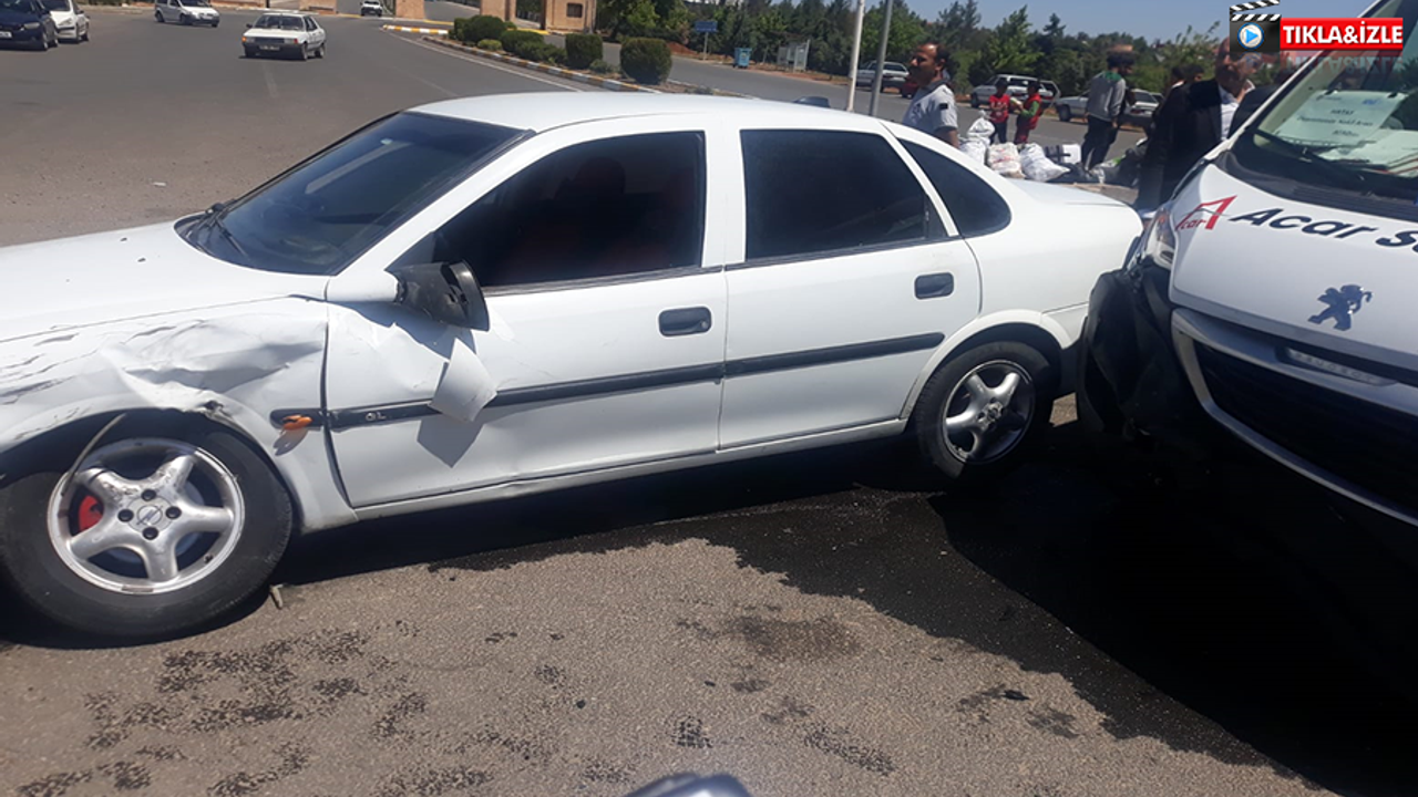 Şanlıurfa’da Minibüs İle Otomobil Çarpıştı: 6 Yaralı