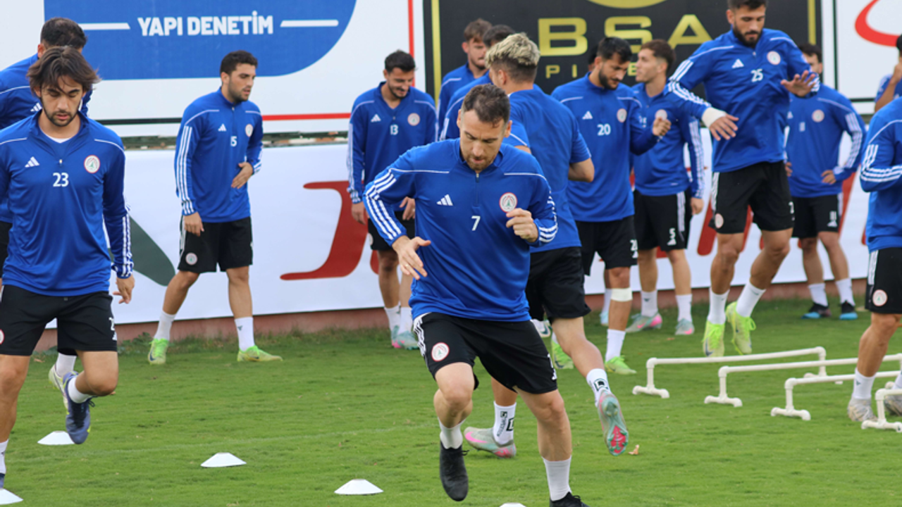 Karaköprü Belediyespor'un Hocasından ve Kaptanından Maça Davet