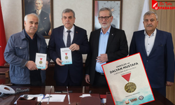Onikiler ve Dalyan Mustafa Romanı Çıktı