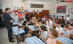 Çocuklar Karnelerini Vali Ayhan'dan Aldı