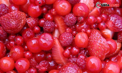Yaz Aylarında Kırmızı Meyve Tüketilmeli Mi ?