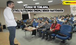 Seslendirme Sanatçısı Urfalı Şelli, Öğrencilere Ders Verdi