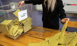 Siyasi Partilerin Oy Pusulasındaki Yeri Belli Oldu! En İyi Sıra AK Parti'ye Çıktı