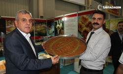 Şanlıurfa'da Kültür Turizm Buluşmalarında 2 Ton Ücretsiz Soğuk Baklava dağıtıldı