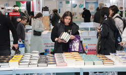 Şanlıurfa’da Okullar Öğrencilerini Kitap Fuarına Götürüp Gezdiriyor