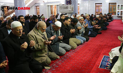 Şehitler için Şanlıurfa'daki camilerde sabah namazında dua edildi