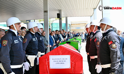 Şanlıurfa'daki Kazada Vefat Eden Polis Memuru ve Ailesinin Cenazesi Toprağa Verildi