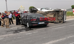 Bozova Yolunda Otomobil İle Hafif Ticari Araç Çarpıştı: 3 Yaralı