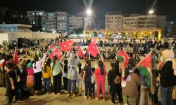 Şanlıurfa İHH, Gazze İçin Her Akşam Rabia Meydanında Nöbet Tutuyor