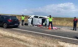 Şanlıurfa Kara Yolunda Trafik Kazası:5 Yaralı
