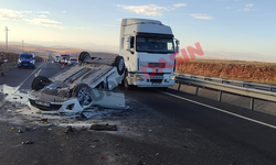 Şanlıurfa'da Takla Atan Otomobilin Sürücüsü Yaralandı