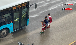 Aniden Bastıran Sağanak Urfalıları Hazırlıksız Yakaladı