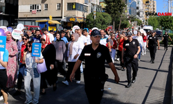 Bu Bir Protesto Ya Da Eylem Yürüyüşü Değil Bu Kez Bambaşka Bir Şey İçin Yürüdüler