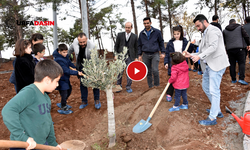 Siverek Kalesine 24 Kasım Öğretmenler Günü Anısına Ağaç Diktiler