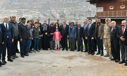 Vali Şıldak, Halfeti’de Şehit Aileleri, Esnaf ve Öğrencilerle Bir Araya Geldi