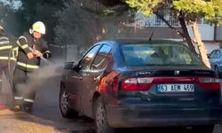 Şanlıurfa'da Park Halindeki Otomobilde Bir Garip Yangın