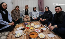 Şanlıurfa Milletvekili Cevahir Asuman Yazmacı, Öğrencilerle Sahur Yaptı