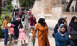 Gaziantepliler Şanlıurfa'ya Gezi Düzenliyor, Hayran Kaldıkları Urfa'ya Doyamıyor