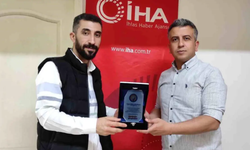 Güneşin Çocukları Spor Kulübü'nden Bekir Şeyhanlı'ya Teşekkür Plaketi