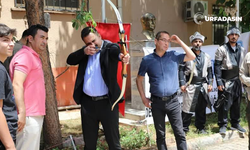 Viranşehir Kaymakamı Kemal Ülkü "Ya Hak" Deyip Ok Attı