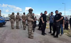Şanlıurfa'da Kavgaya Müdehale Eden Polise Bıçaklı Saldırı