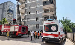 Siverek'te Apartman Yangını Paniğe Neden Oldu
