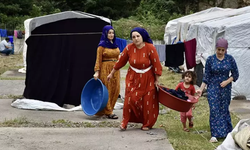 Şanlıurfalı Mevsimlik Tarım İşçilerinin Fıdık Mesaisi Hazırlığı