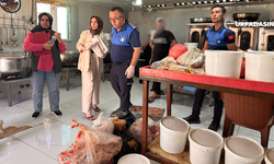 Şanlıurfa'da Bir İşletmede Yine Mide Bulandran Ürünler Ele Geçirildi
