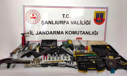 Şanlıurfa'da Silah Operasyonunda Osmanlı Motifli Silah Ele Geçirildi