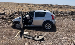 Siverek'te Devrilen Otomobilde 2 Kişi Yaralandı