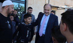 Yurt Dışından Dönen Başkan Gülpınar, Cumanın Bereketiyle Vatandaşlarla Bir Araya Geldi