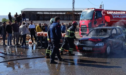 Şanlıurfa'da Bu Araç İtfaiye Binasının Hemen Yanında Yandı