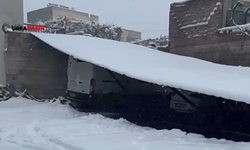 Şanlıurfa'da Kar Yağışında Otopark Çatısı Çöktü
