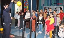 Şanlıurfa’da Engelliler Bilim Merkezini Gezdi