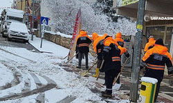 Şanlıurfa Hilvan’da Kar Mesaisinde Örnek Dayanışma