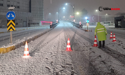 Şanlıurfa'da Karla Mücadele Başladı, Viyadükler Trafiğe Kapatıldı
