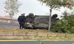 Şanlıurfa'da Otomobil Ağaçlara Çarparak Devrildi: 5 Yaralı