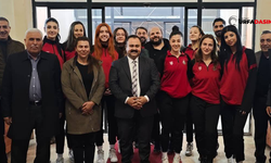 Viranşehir Kadın Voleybol Takımı ve Kulüp Yöneticilerinden Başkan İnan'a Ziyaret