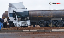 Şanlıurfa'da Tır Kazası: 2 Yaralı