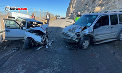 Şanlıurfa'da Otomobil ile Hafif Ticari Araç Çarpıştı: 3 Yaralı