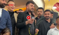 Şanlıurfa Suruç'ta Bu Düğündeki Kürtçe Uzun Havalar Yürekleri Dağladı