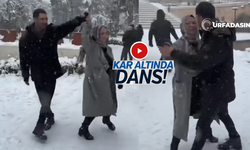 Şanlıurfa'nın Simgesi Balıklıgöl'de Karlar Üstünde Dans