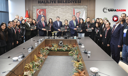 Şanlıurfa'nın Şampiyon Takımından Başkan Canpolat'a Ziyaret