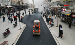 Şanlıurfa'nın Kalbi Divanyolu'nda Asfalt Serimi Başladı